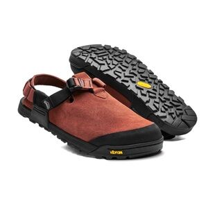 Bedrock Mountain Clog- Leather Suede